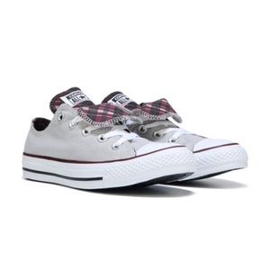 Size 10 Women’s 2x Tongue Converse 👟